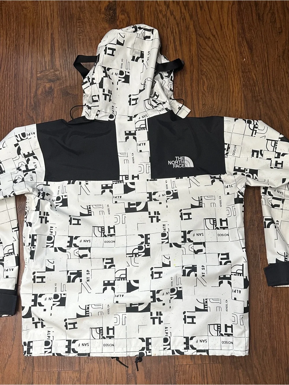 The North Face Broken Grid 1990 Mountain Gore-Tex Jacket men’s XL